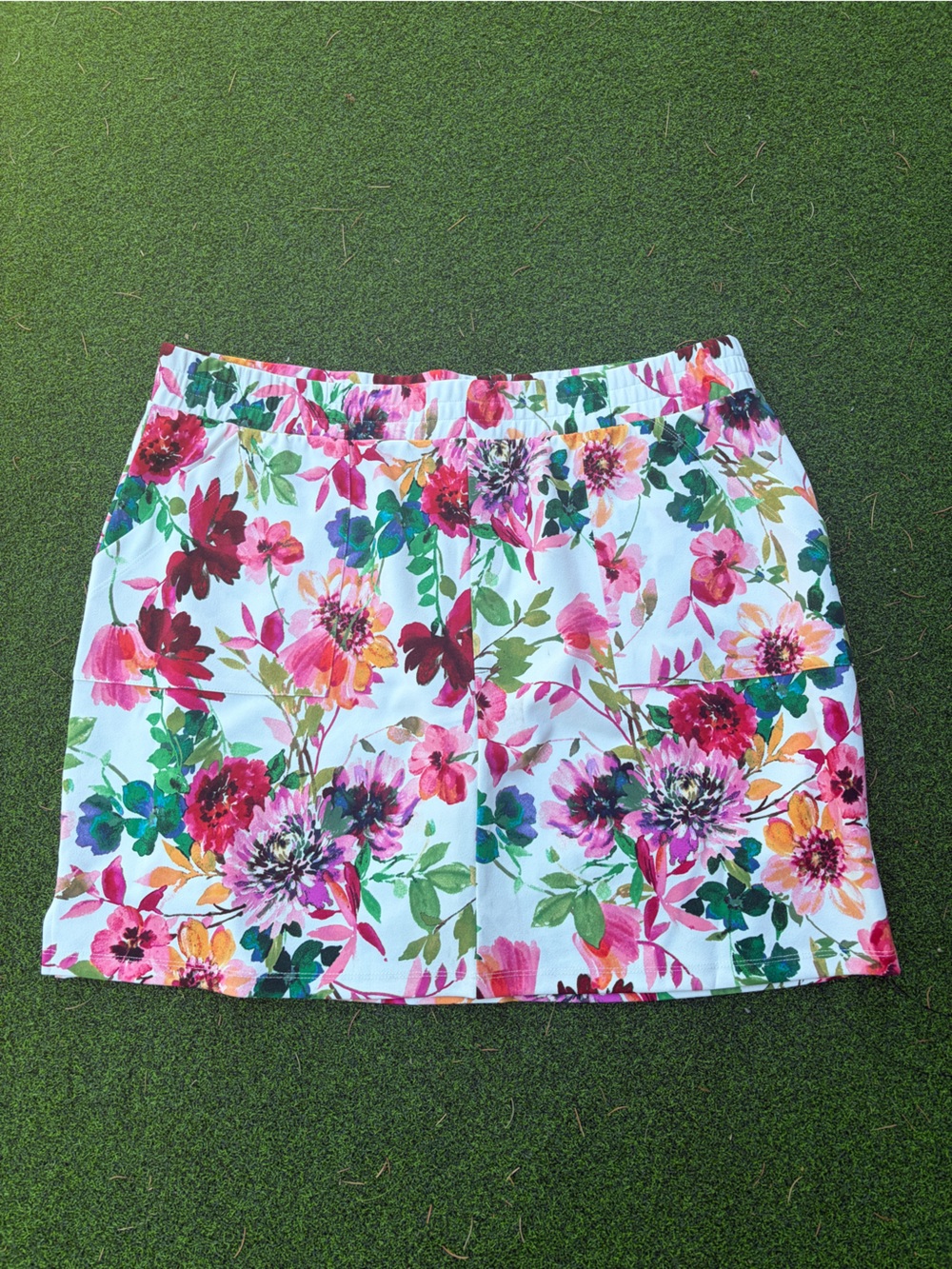 Nina Leonard Floral Pull-On Skort Watercolor Print Size 3X - Picture 2 of 8